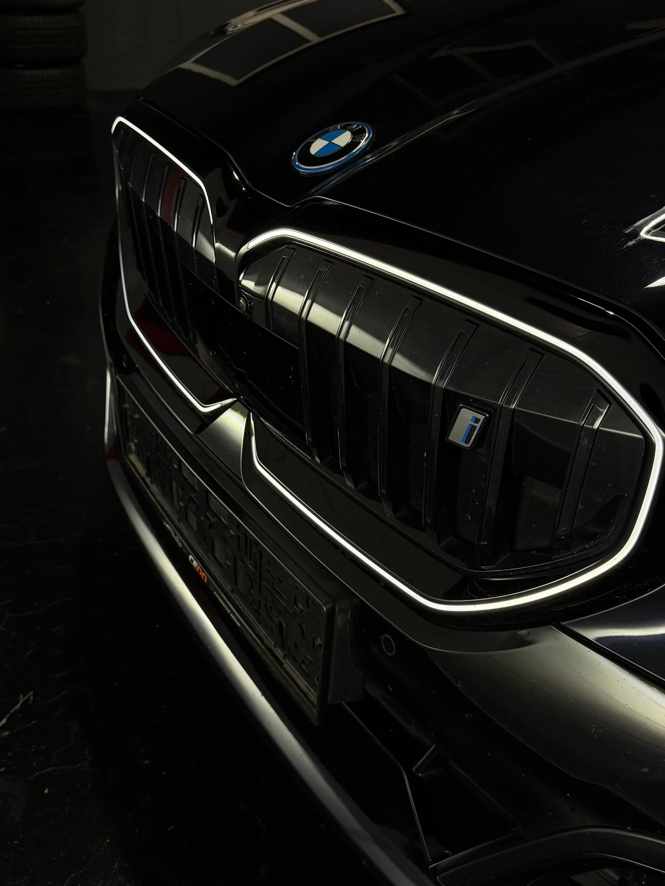 BMW i5 40 xDrive M Sport — photo 13