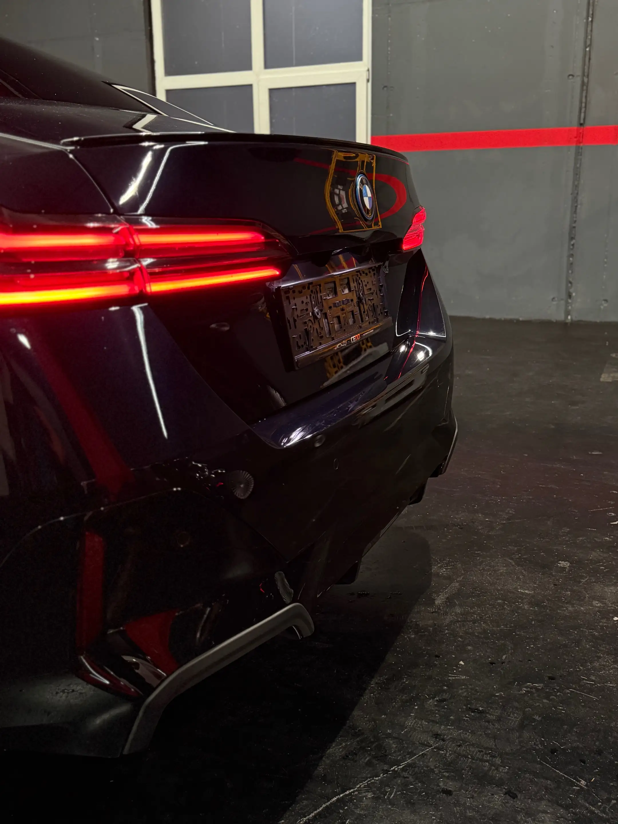 BMW i5 40 xDrive M Sport — photo 14