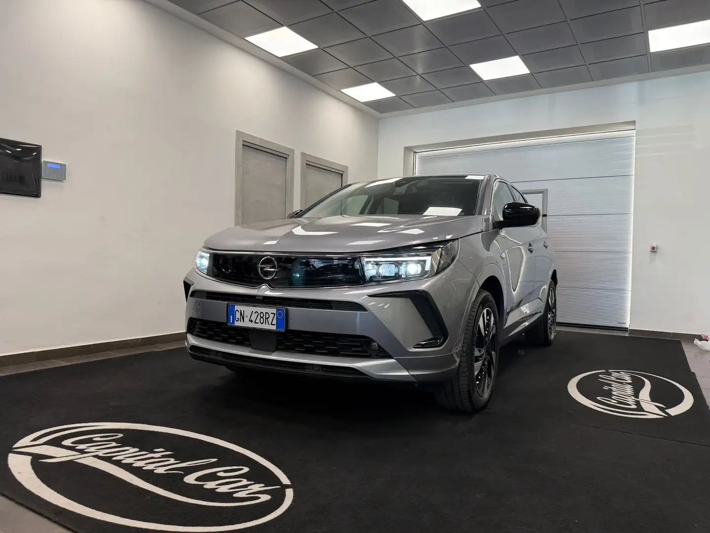 Opel Grandland 1.5 D AUT Zilver - 1