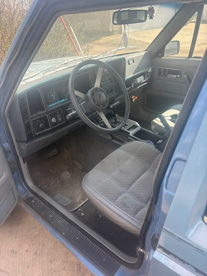 Jeep Cherokee снимка Jeep Cherokee