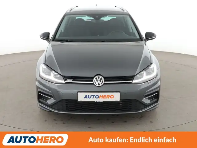 Volkswagen Golf view 9