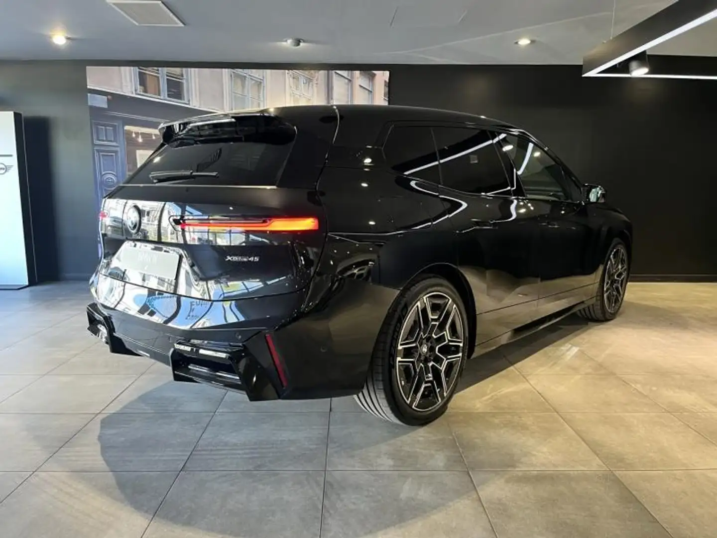 BMW 540 xDrive45 408ch M Sport Czarny - 2