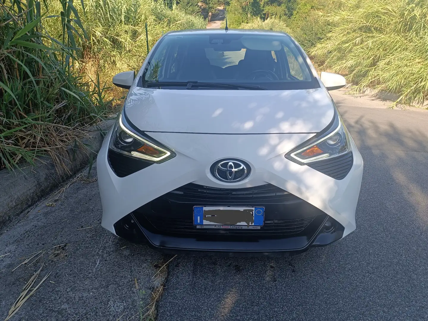Toyota Aygo 5p 1.0 x-play 72cv - 1
