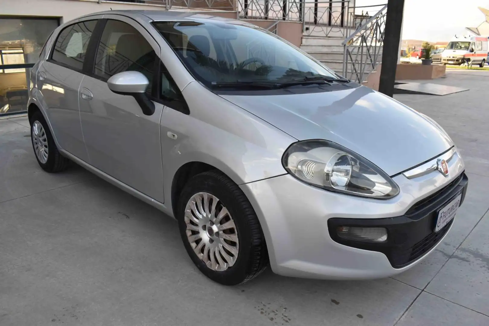 Fiat Punto Evo 1.3 Mjt 75 CV DPF 5 porte S&S Dynamic Gris - 2