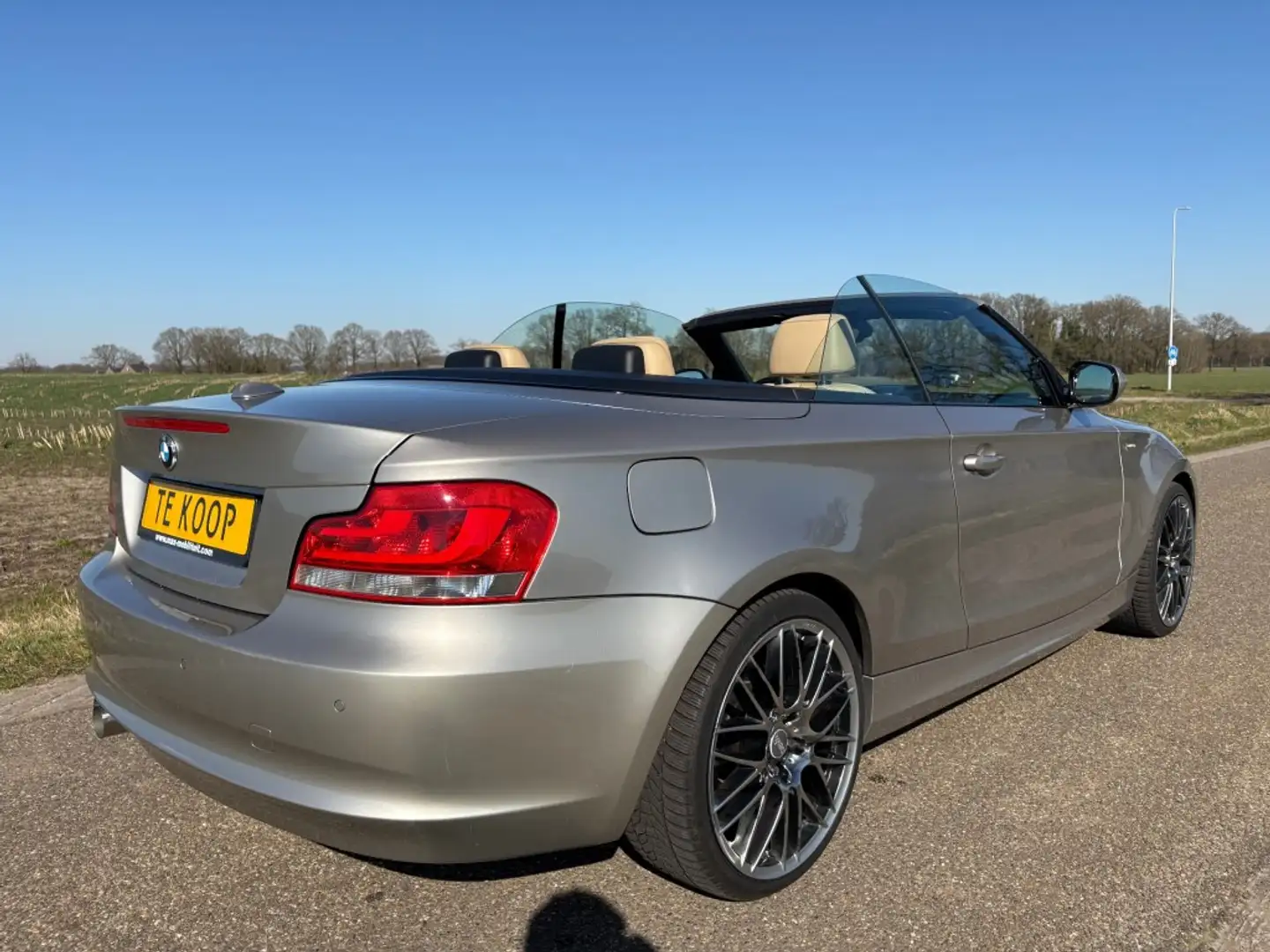 BMW 125 I CABRIO / AUTOMAAT / BOMVOL/UNIEK/ Золотий - 2