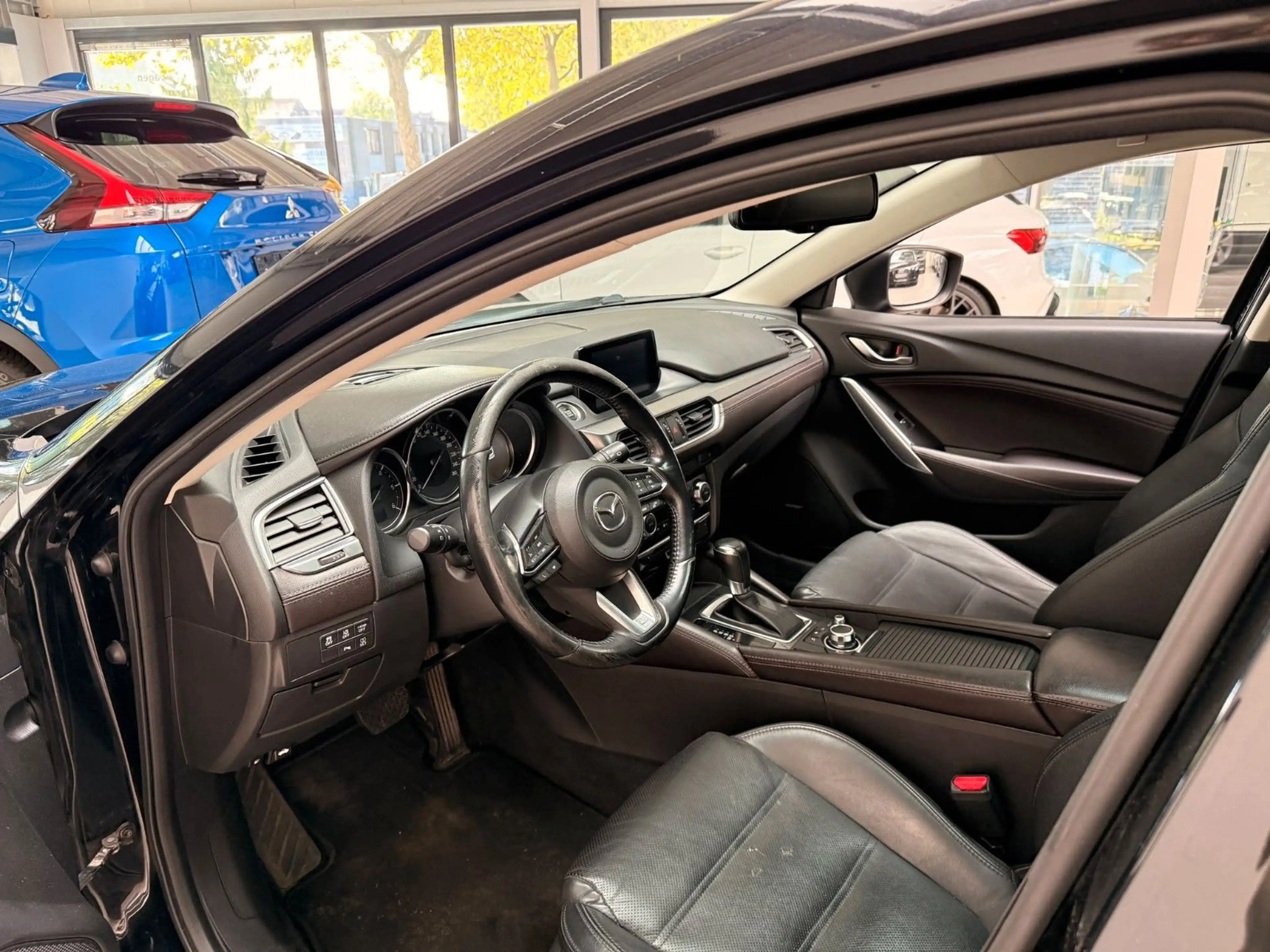 Mazda 6 Kombi Nakama Intense Leder Kamera Bose eGSD — photo 7