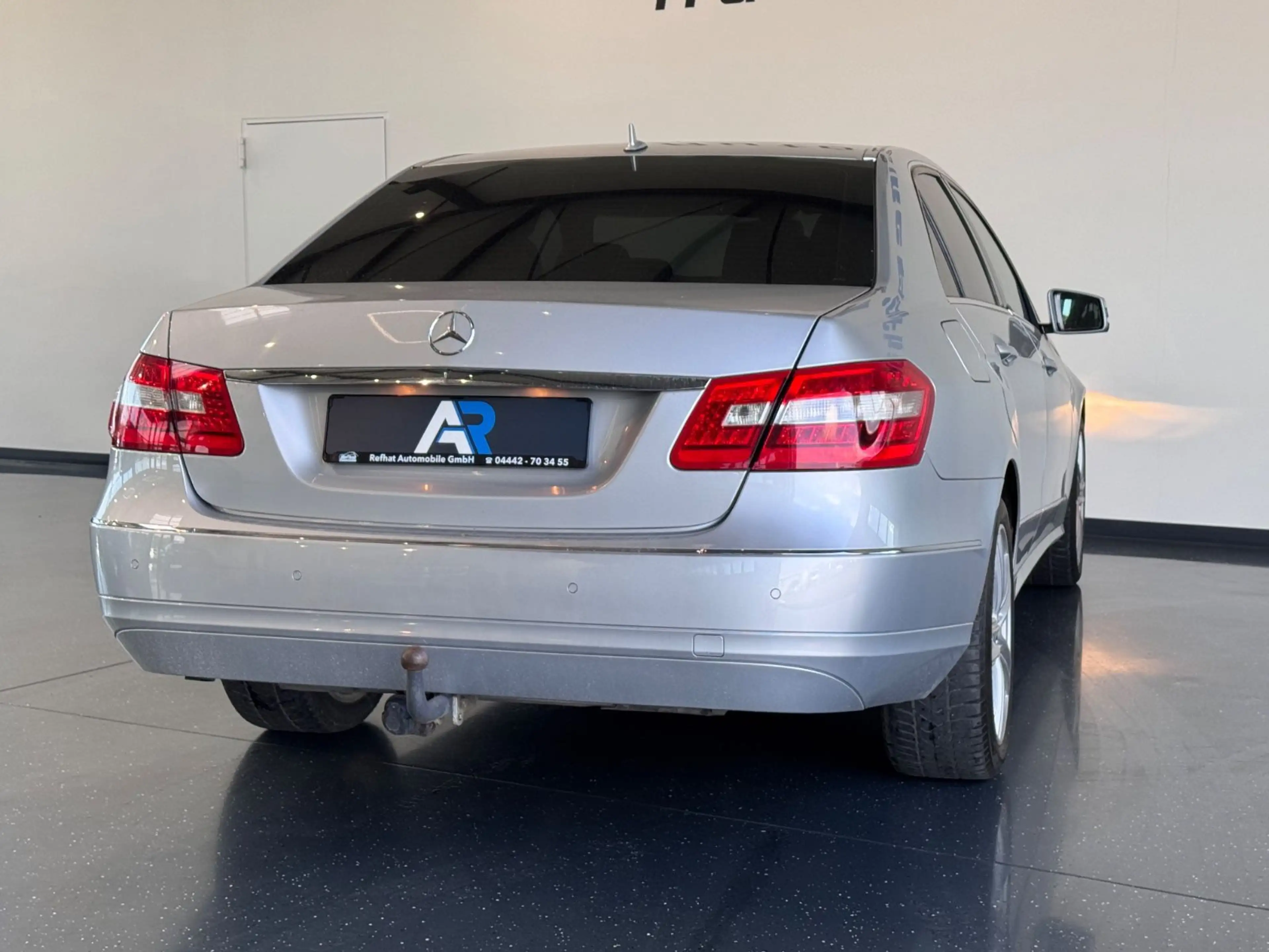 Mercedes-Benz E 200 Limousine CDI BlueEfficiency — photo 11