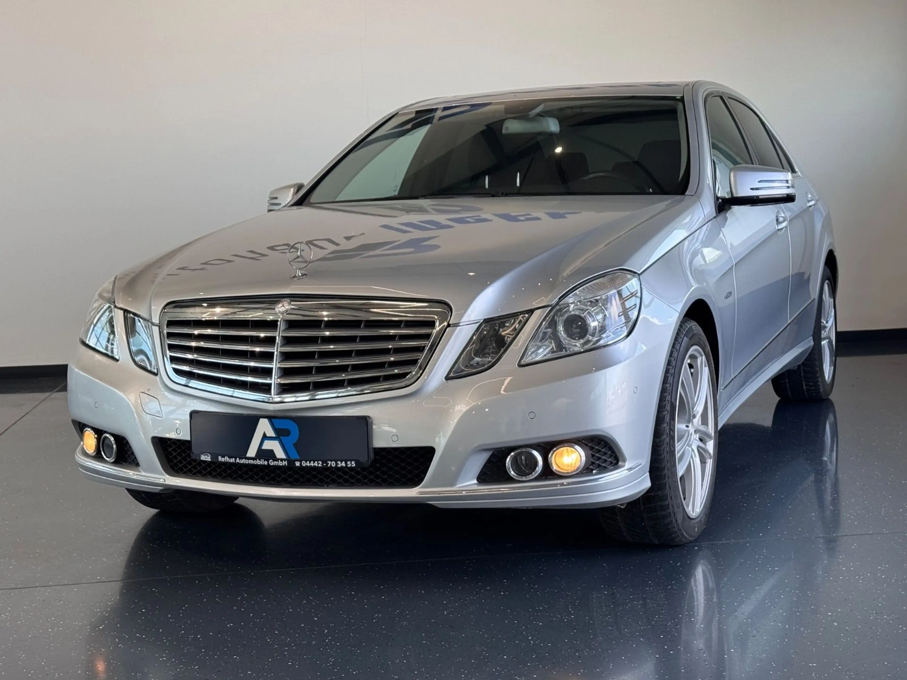Mercedes-Benz E 200 Limousine CDI BlueEfficiency — photo 2