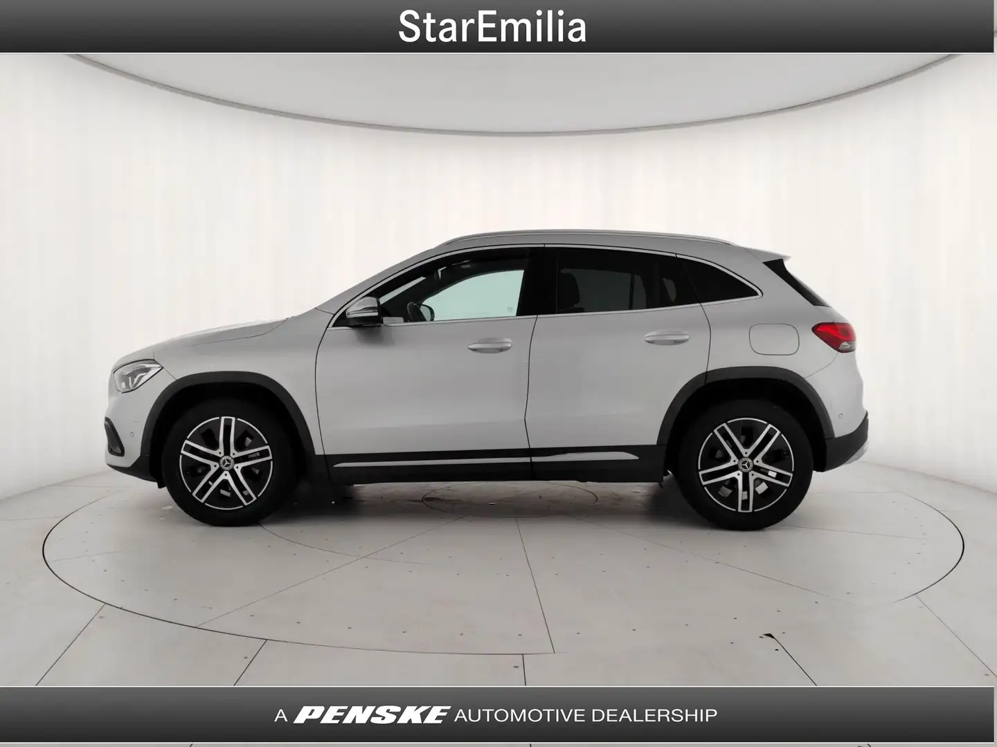 Mercedes-Benz GLA 180 GLA 180 d Automatic Sport Plus Argento - 2