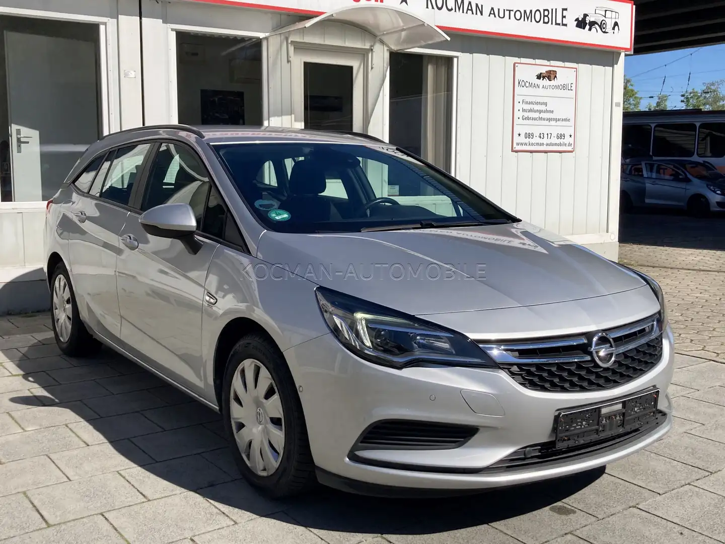 Opel Astra 1.0 Edition*Sitzheiz*PDC*Tempomat*AHK*UNFALL Silber - 1