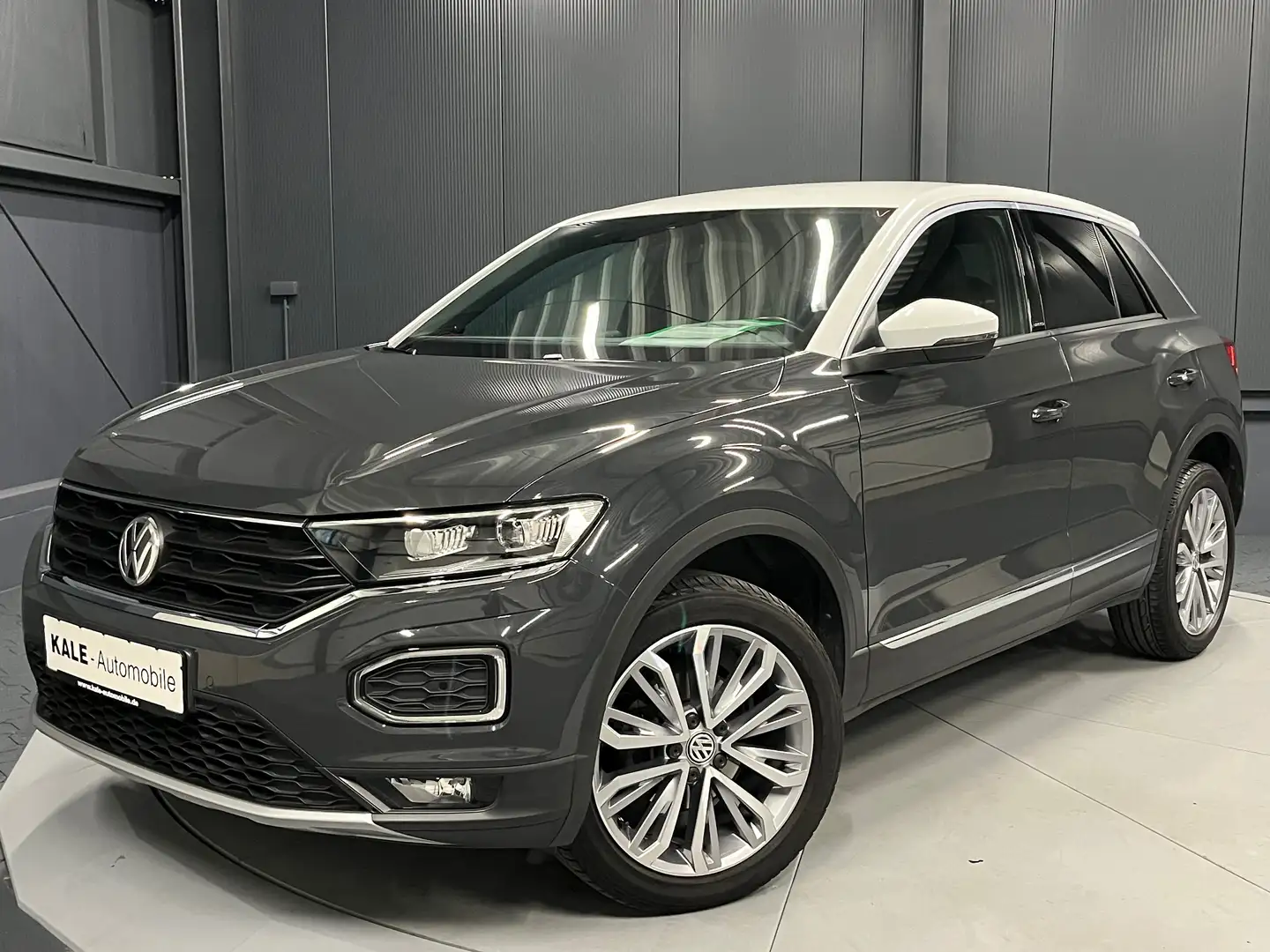 Volkswagen T-Roc 1.5 TSI DSG United*18Zoll*Beats*LED*NAVI*AHK*ACC* Grau - 1
