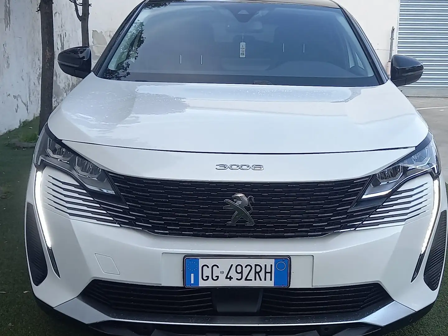 Peugeot 3008 3008 1.2 puretech t Allure s - 2