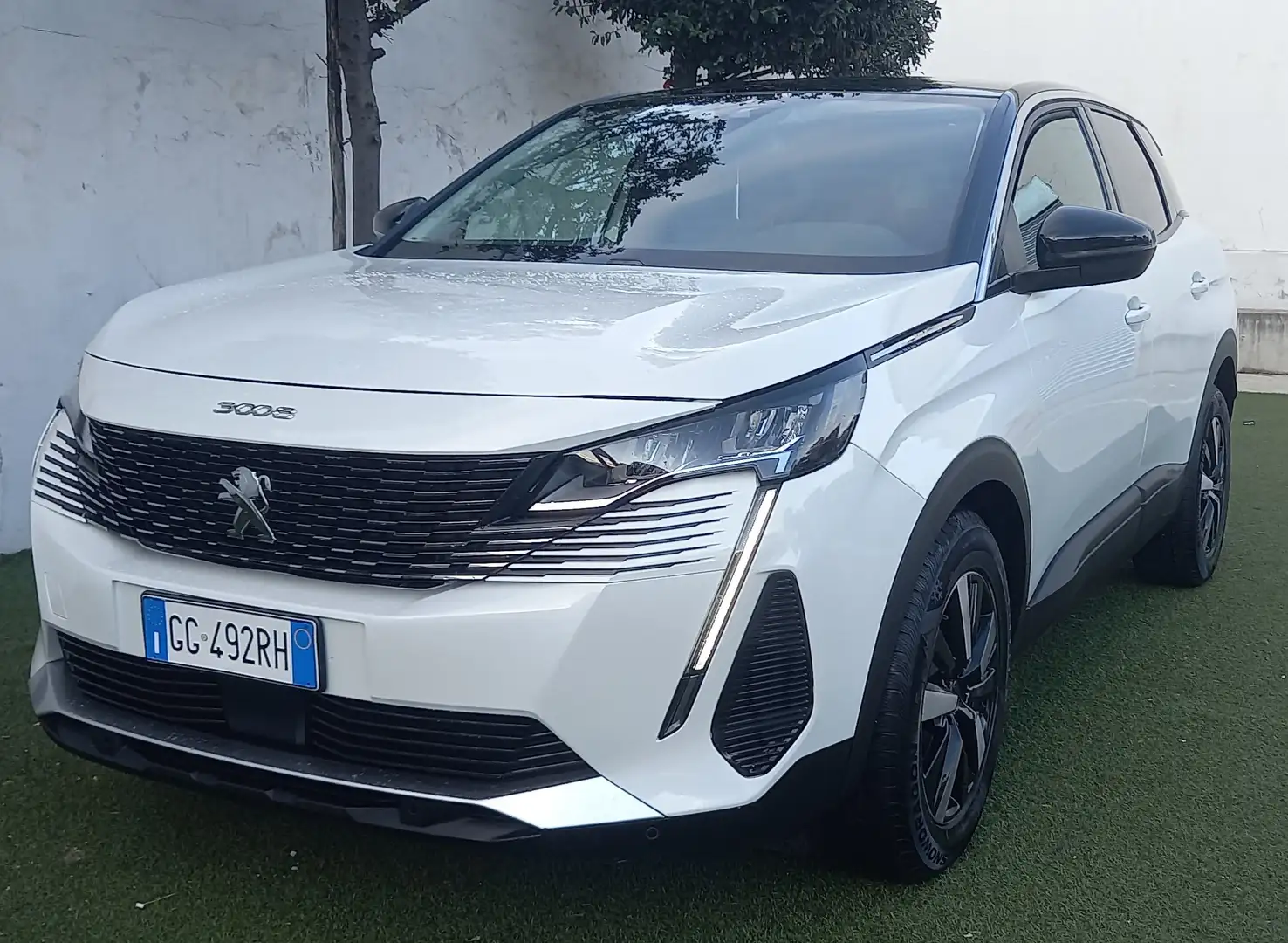 Peugeot 3008 3008 1.2 puretech t Allure s - 1