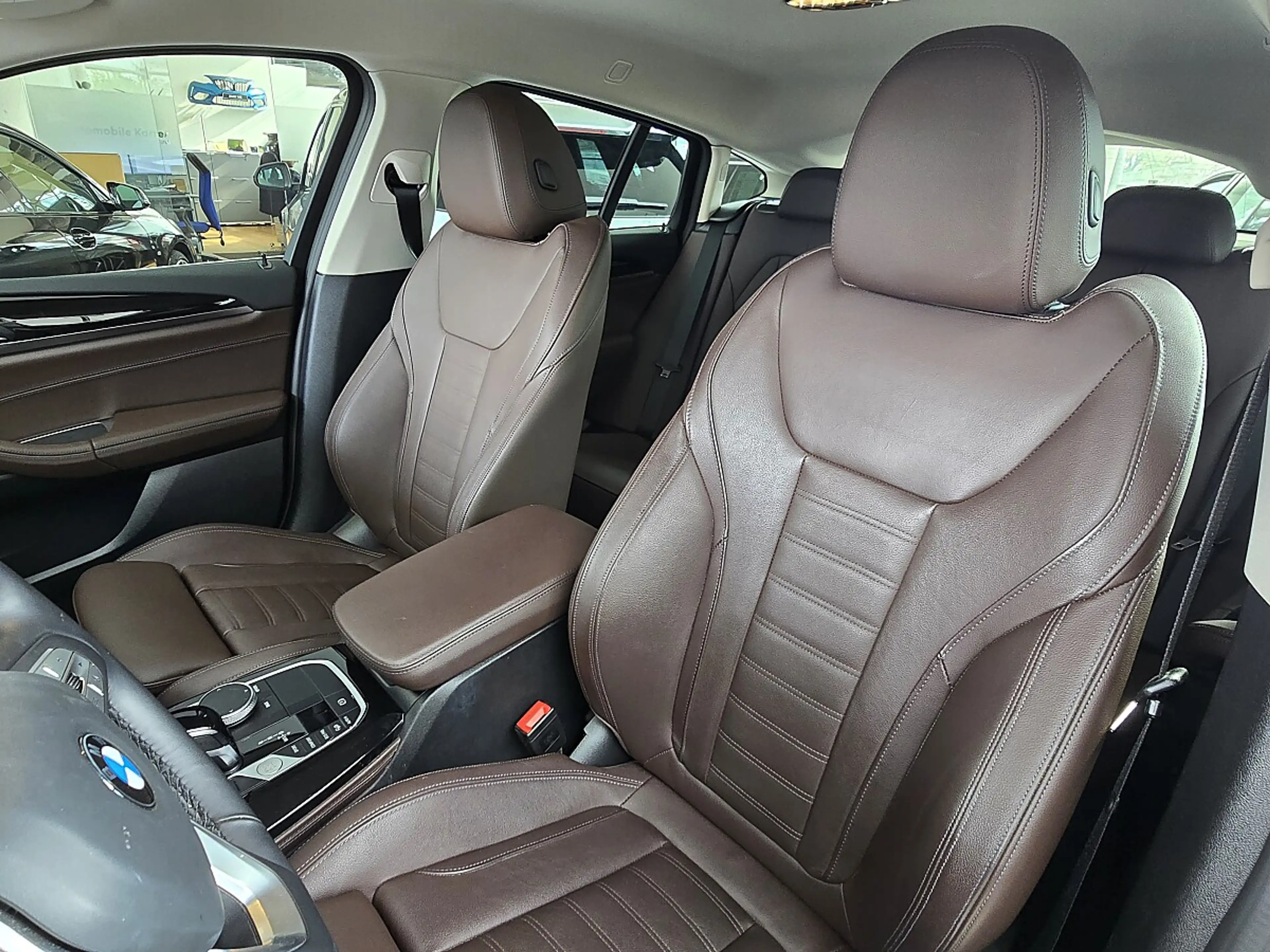 BMW X4 xDrive 30d Aut. AHK/Vollleder/Sportsitze — photo 14