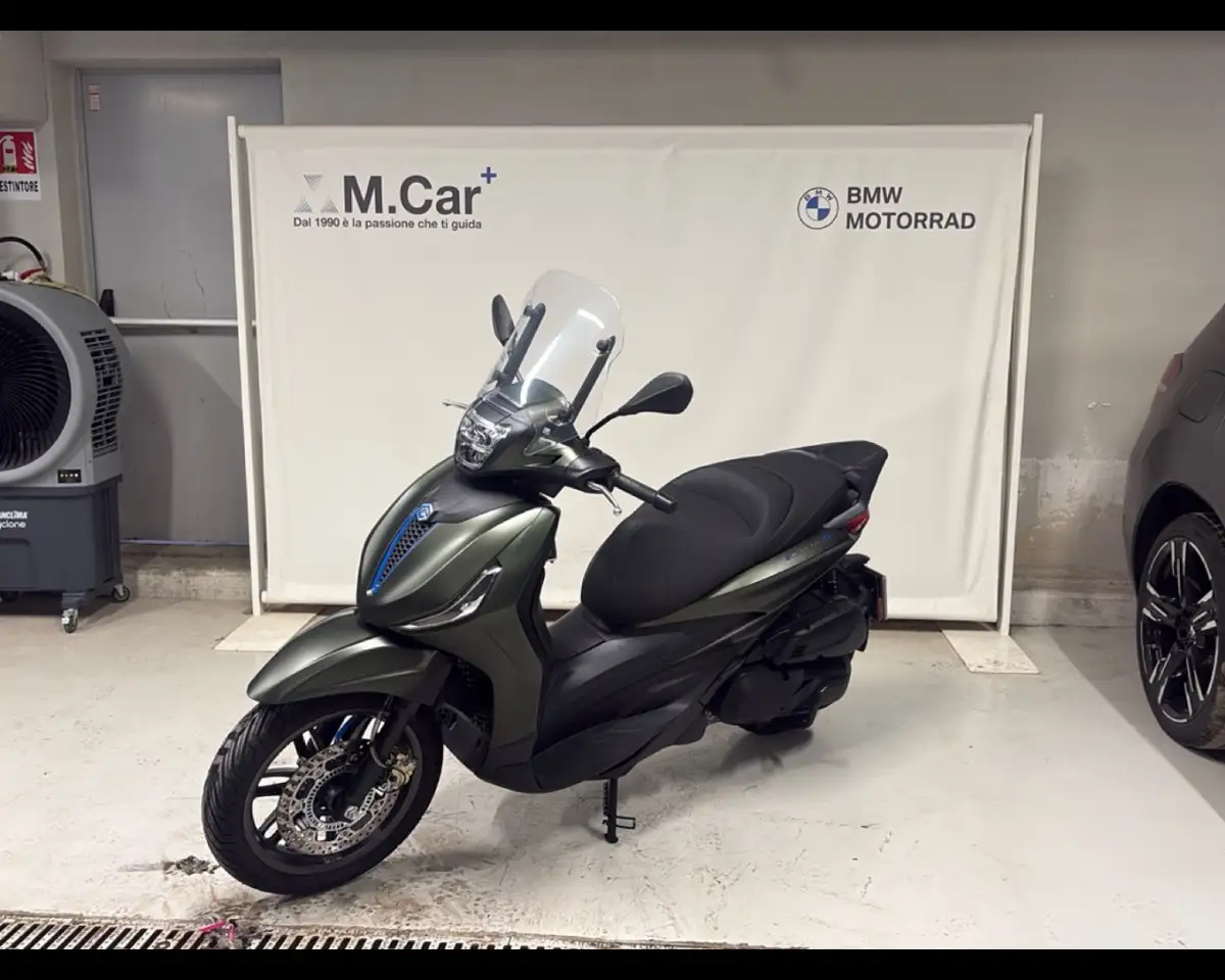 Piaggio Beverly 400