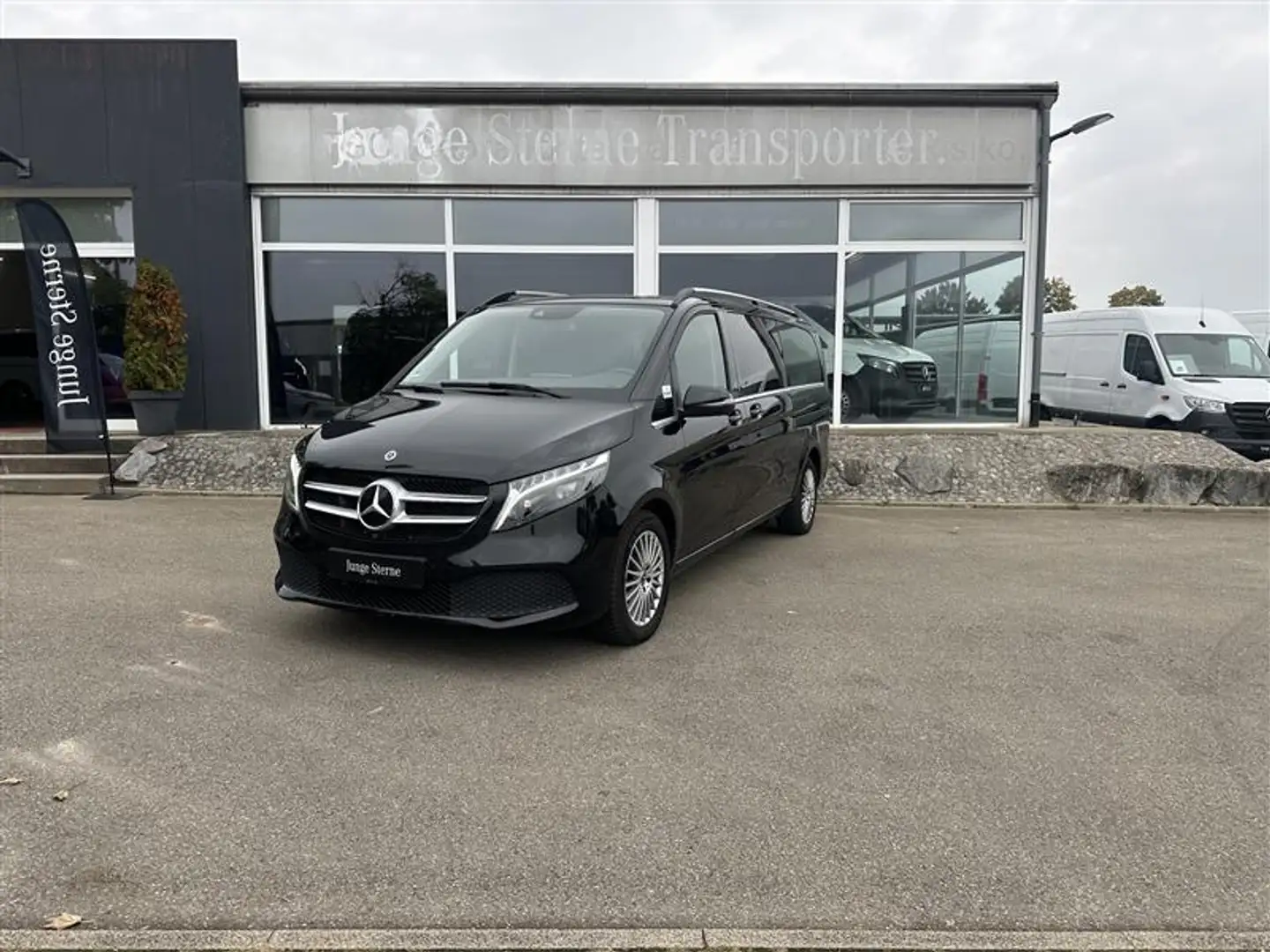 Mercedes-Benz V 220 d AVANTGARDE EDITION/EXTRALANG/MBUX/NAVI/360°/LED( Noir - 2