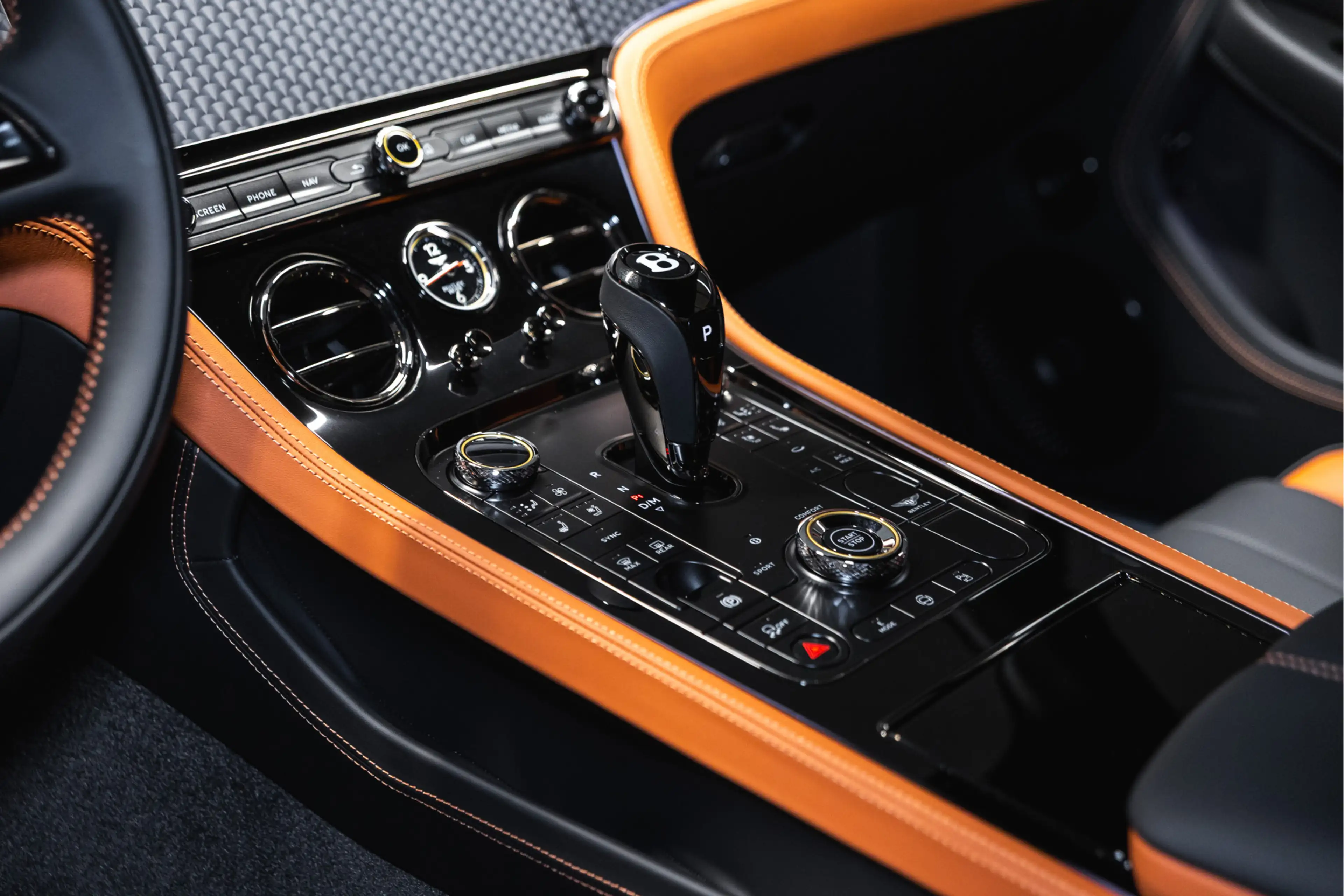 Bentley Continental GT S V8 Hybrid |Touring Spec|Rotating|Comfort Seat|B& — photo 12