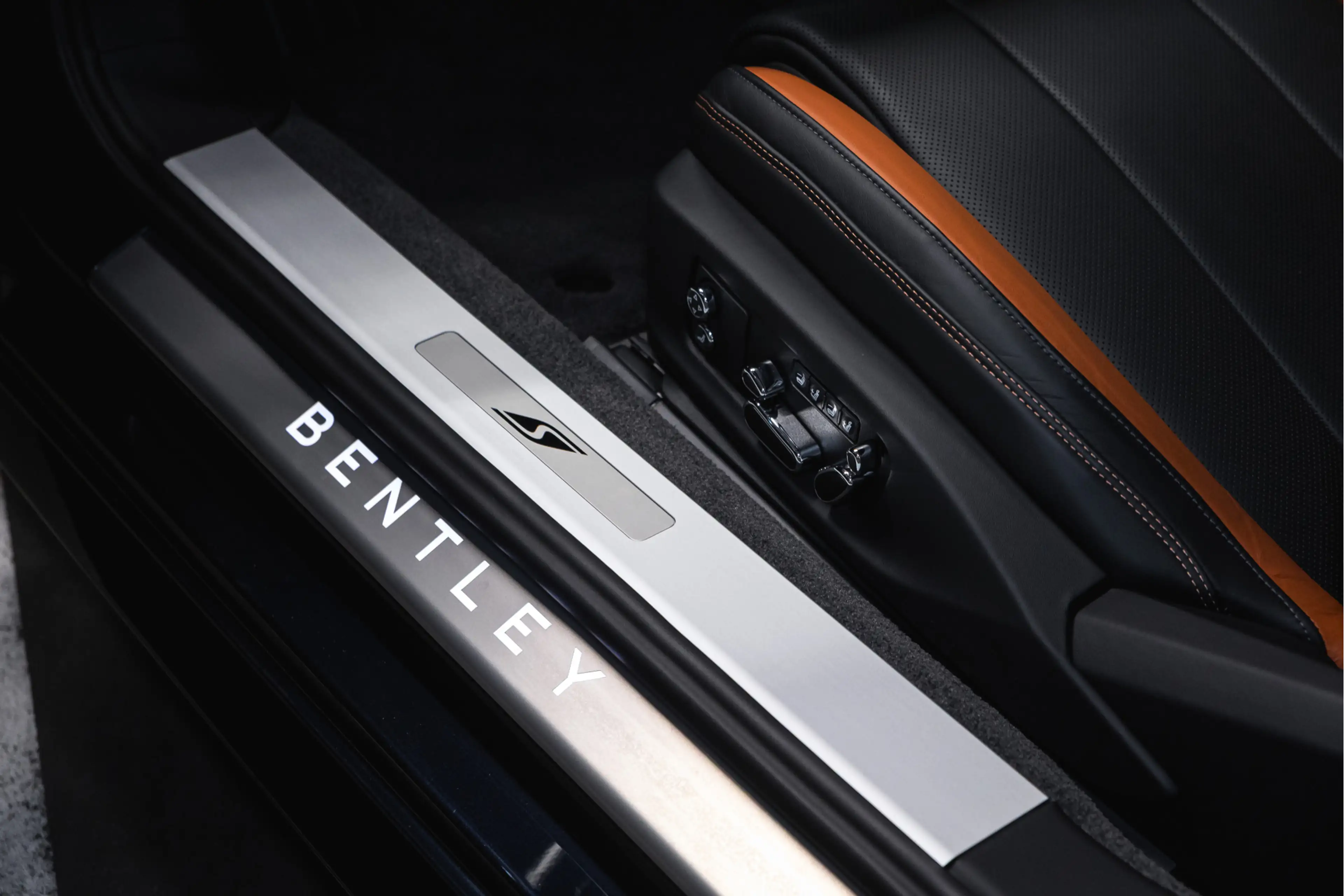Bentley Continental GT S V8 Hybrid |Touring Spec|Rotating|Comfort Seat|B& — photo 13