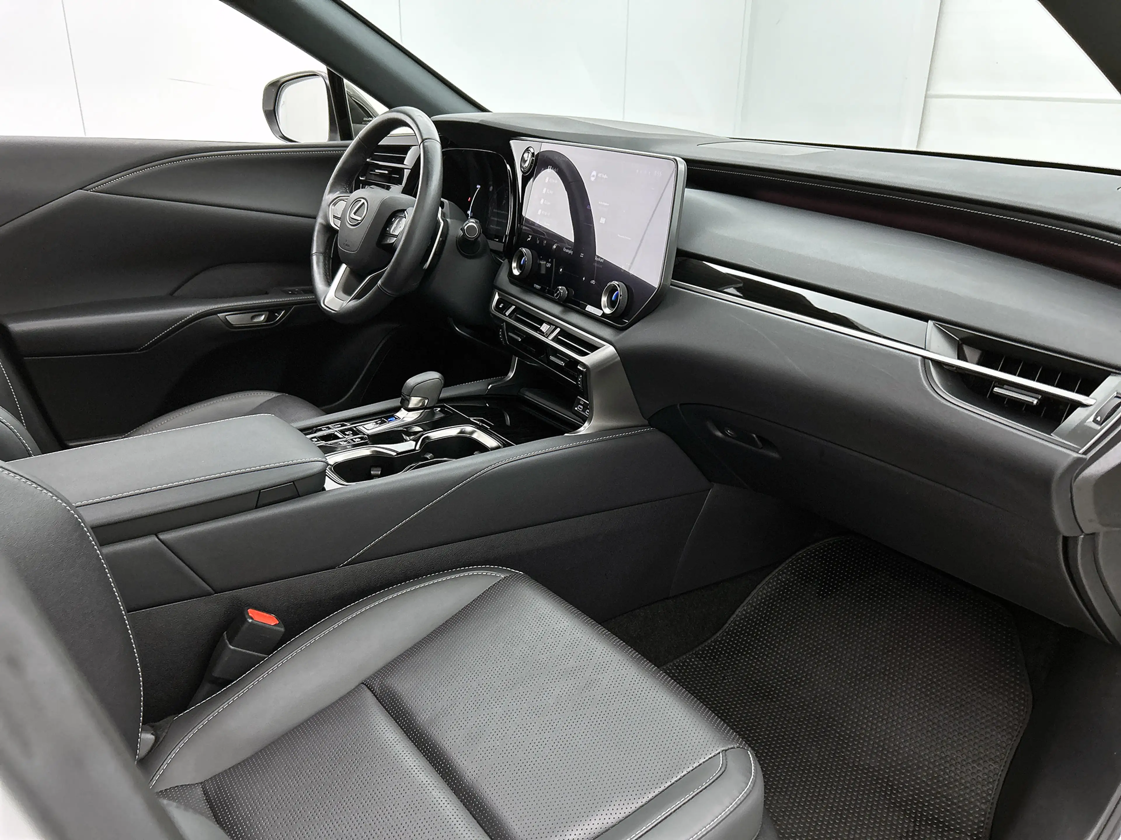 Lexus RX 450h 450h+ Plug-in Hybrid F Sport Design | Sportief uit — photo 7