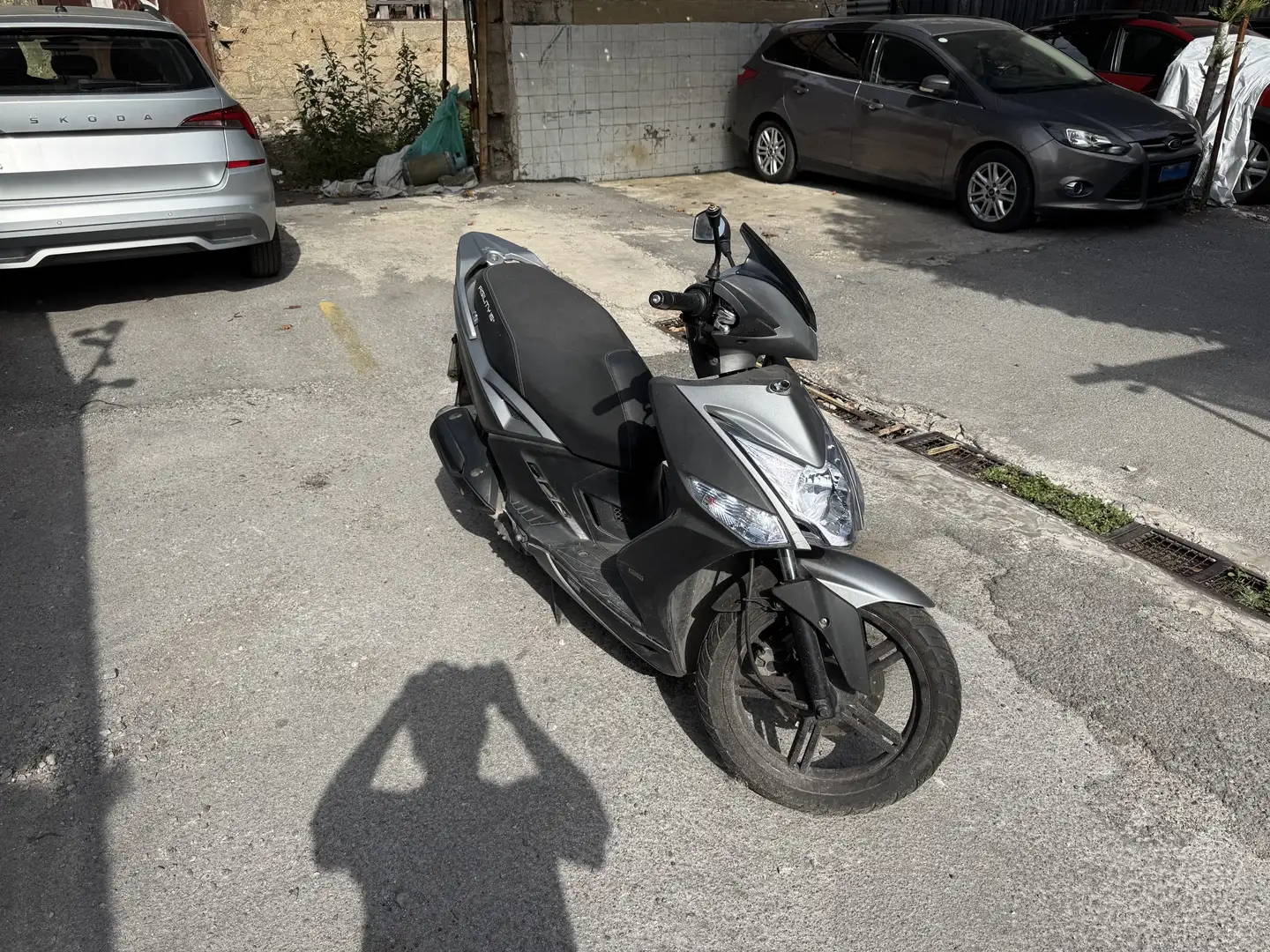Kymco Agility 125 R16 Gris - 2