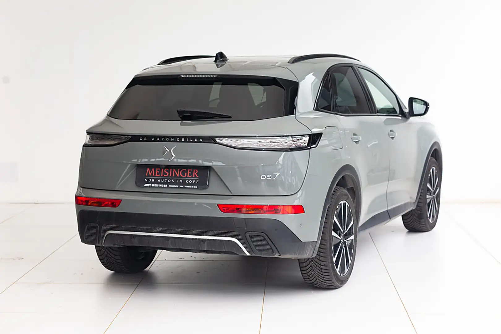 DS Automobiles DS 7 Crossback DS7 BlueHDi 130 Aut. Etoile Grau - 2