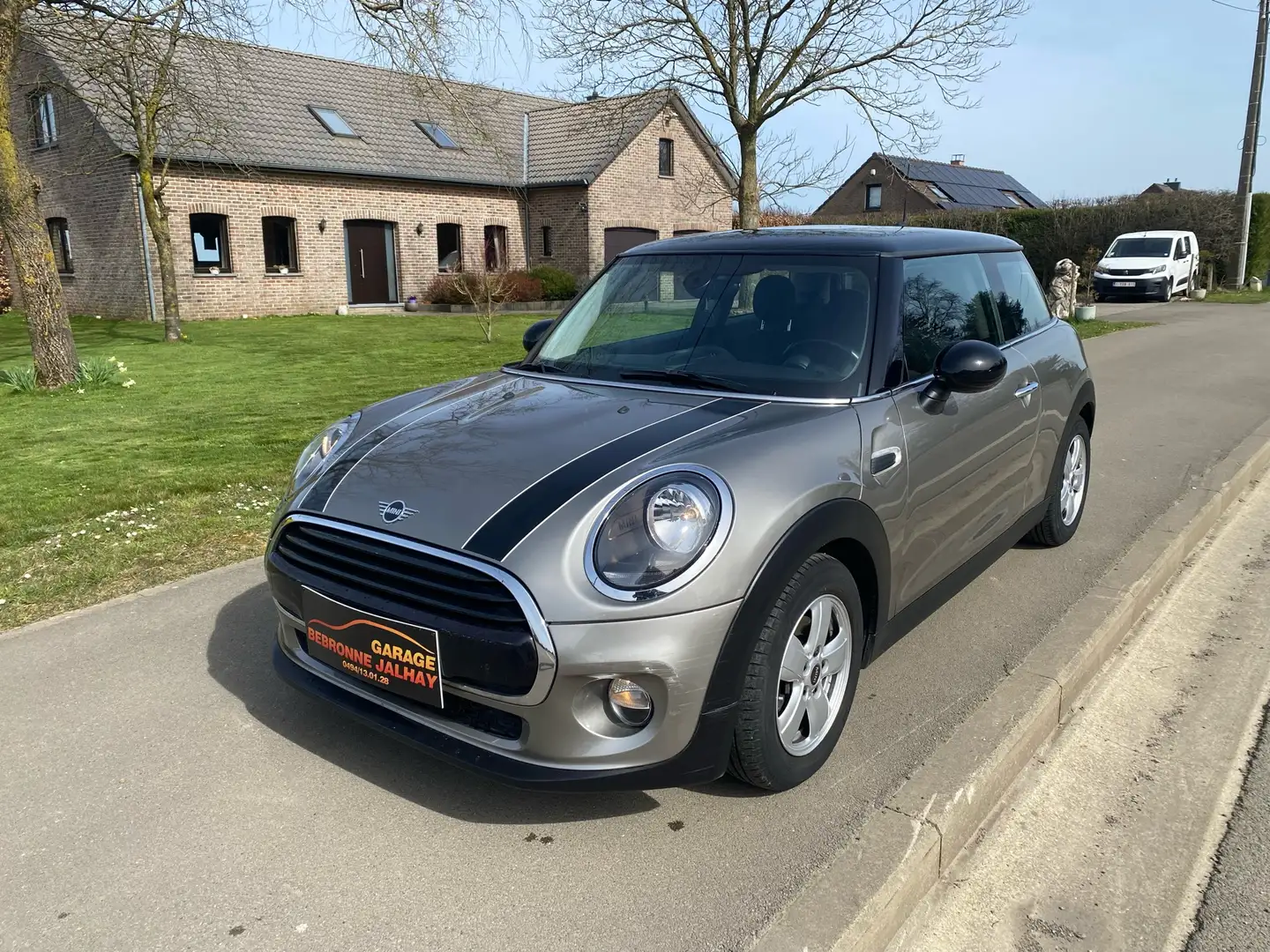 MINI Cooper 1.5 garantie 12 mois Grijs - 1
