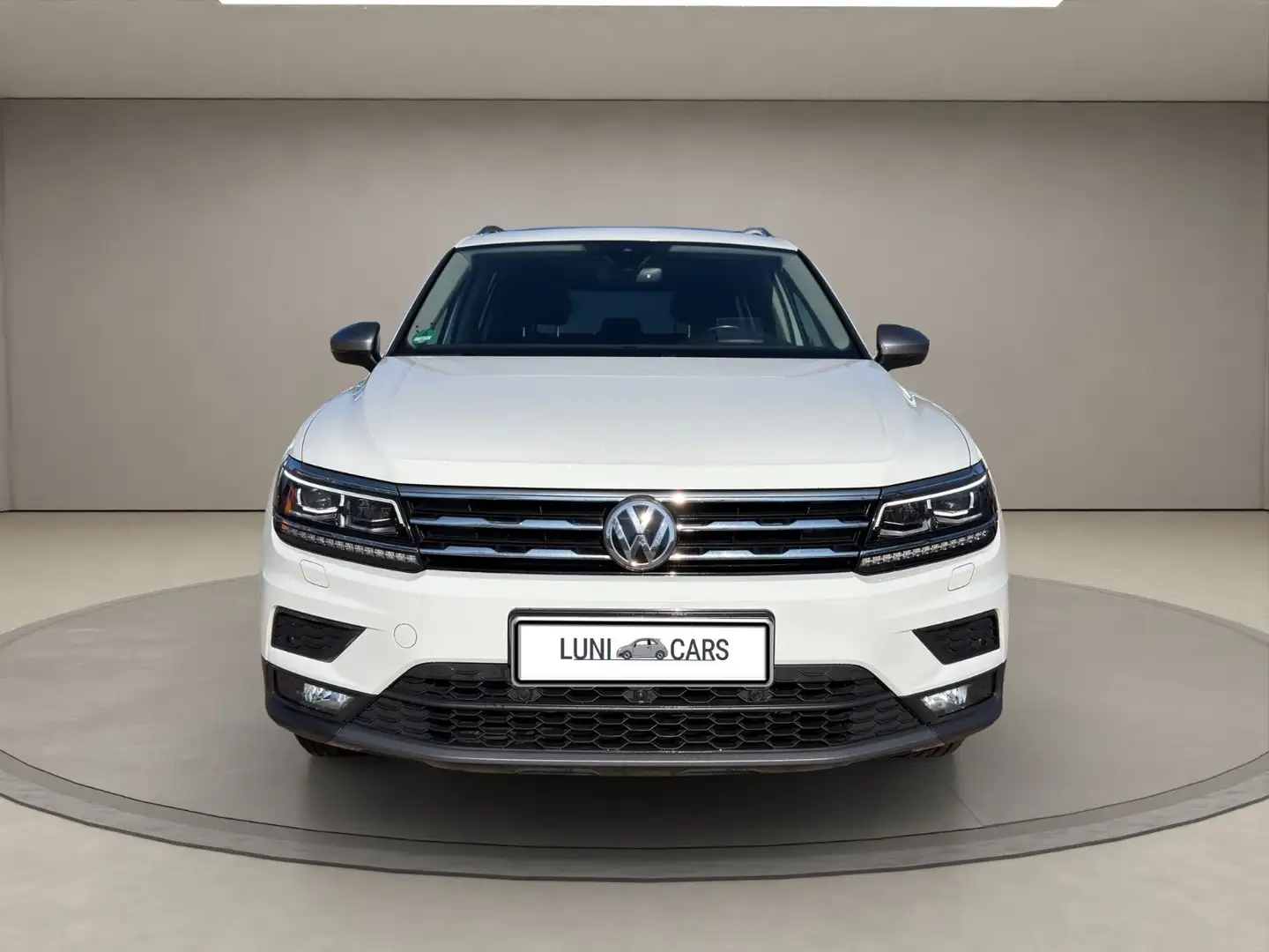 Volkswagen Tiguan Allspace 1.5 / LED / AHK / Panorama / 360 Weiß - 2