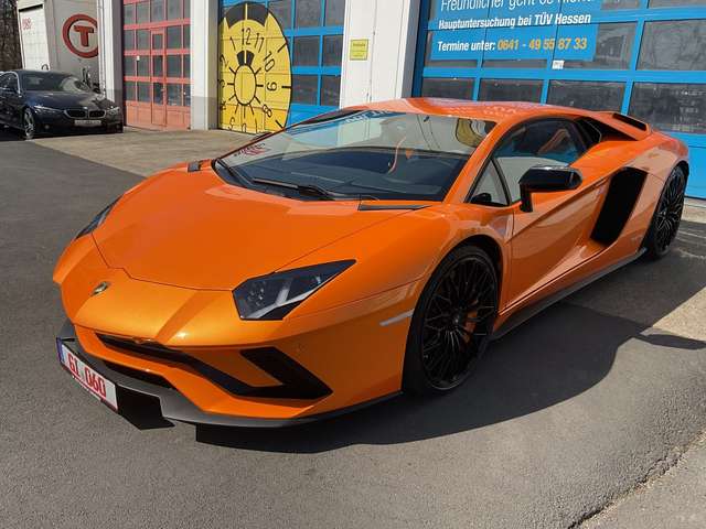 Imagine Lamborghini Aventador LP 740 S V 12  Coupe 1 Hd 12442Km Lift