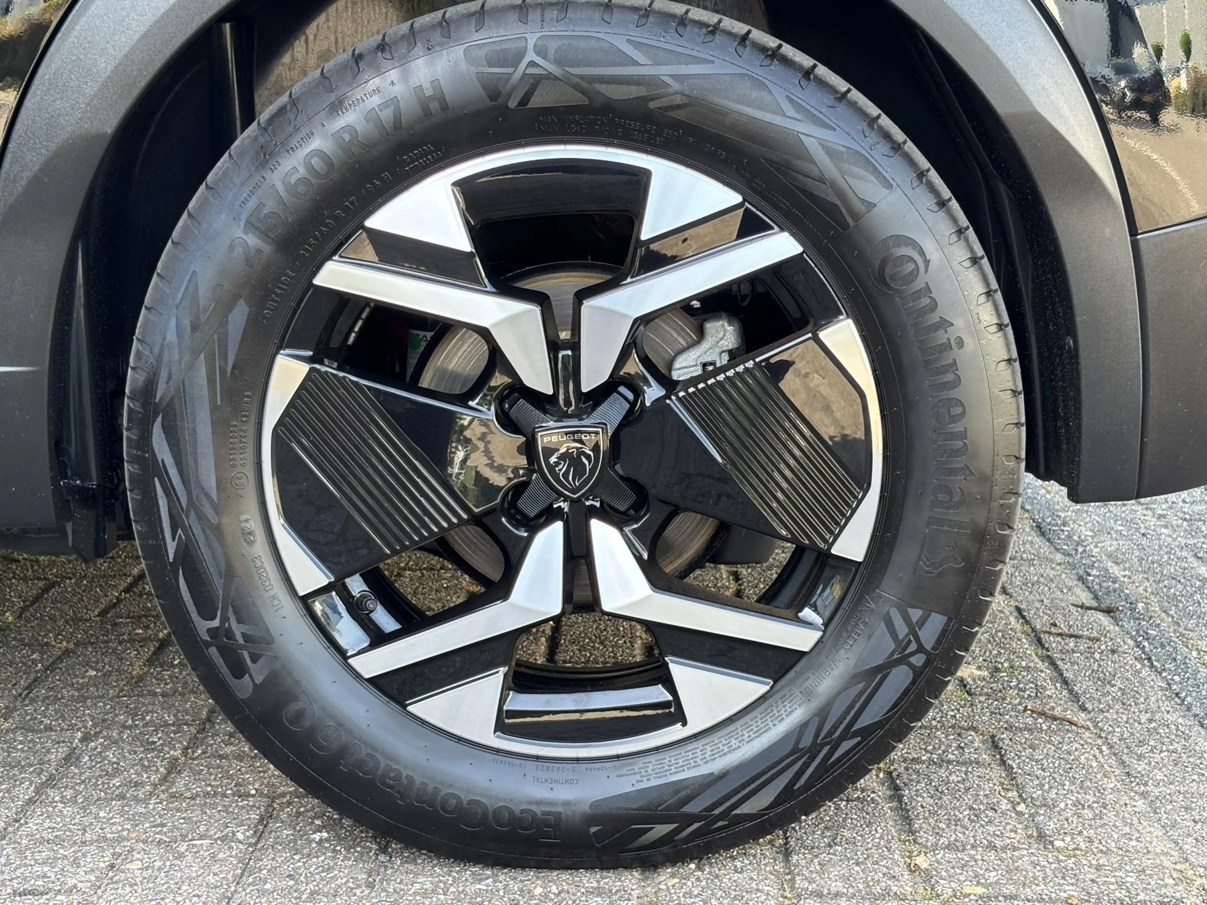 Peugeot e-2008 GT 54kWh | 1ste eigenaar | Warmtepomp | ACCU 97% | — photo 7