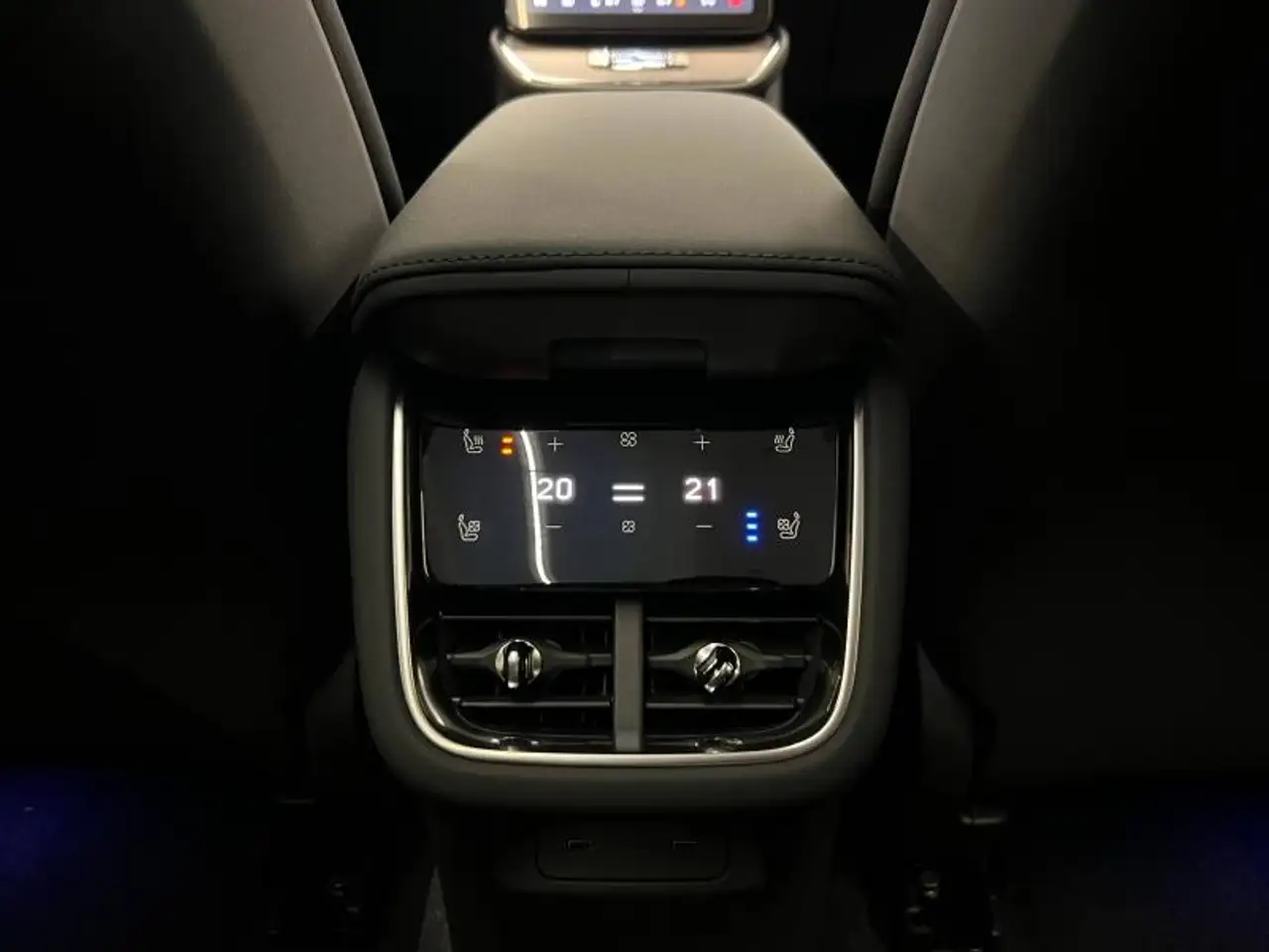 Volvo ES90 2026 — фото 12