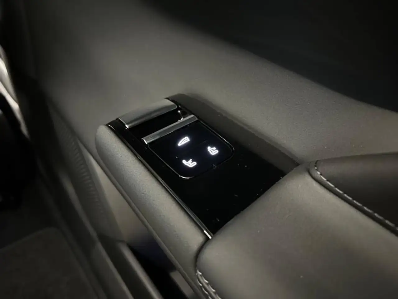 Volvo ES90 2026 — фото 15