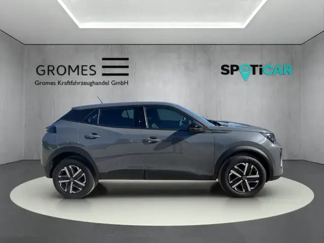 Peugeot 2008 view 2