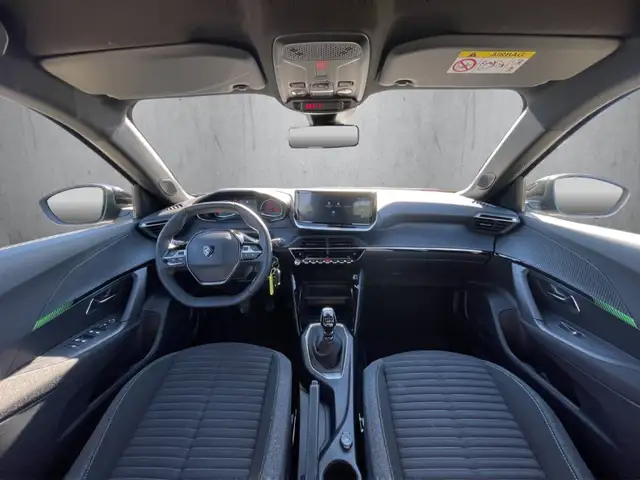 Peugeot 2008 view 12