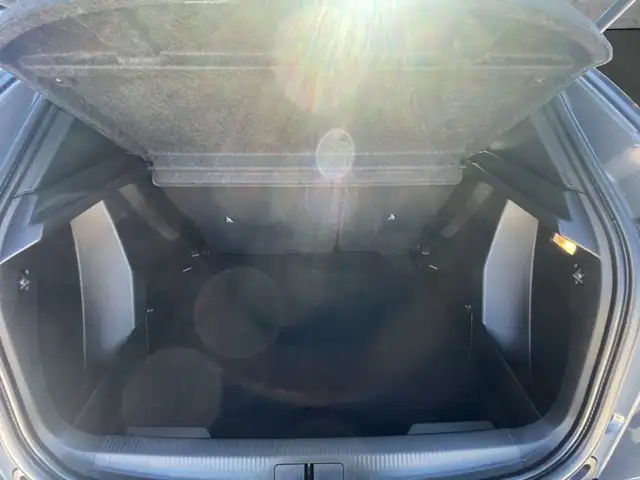Peugeot 2008 view 7