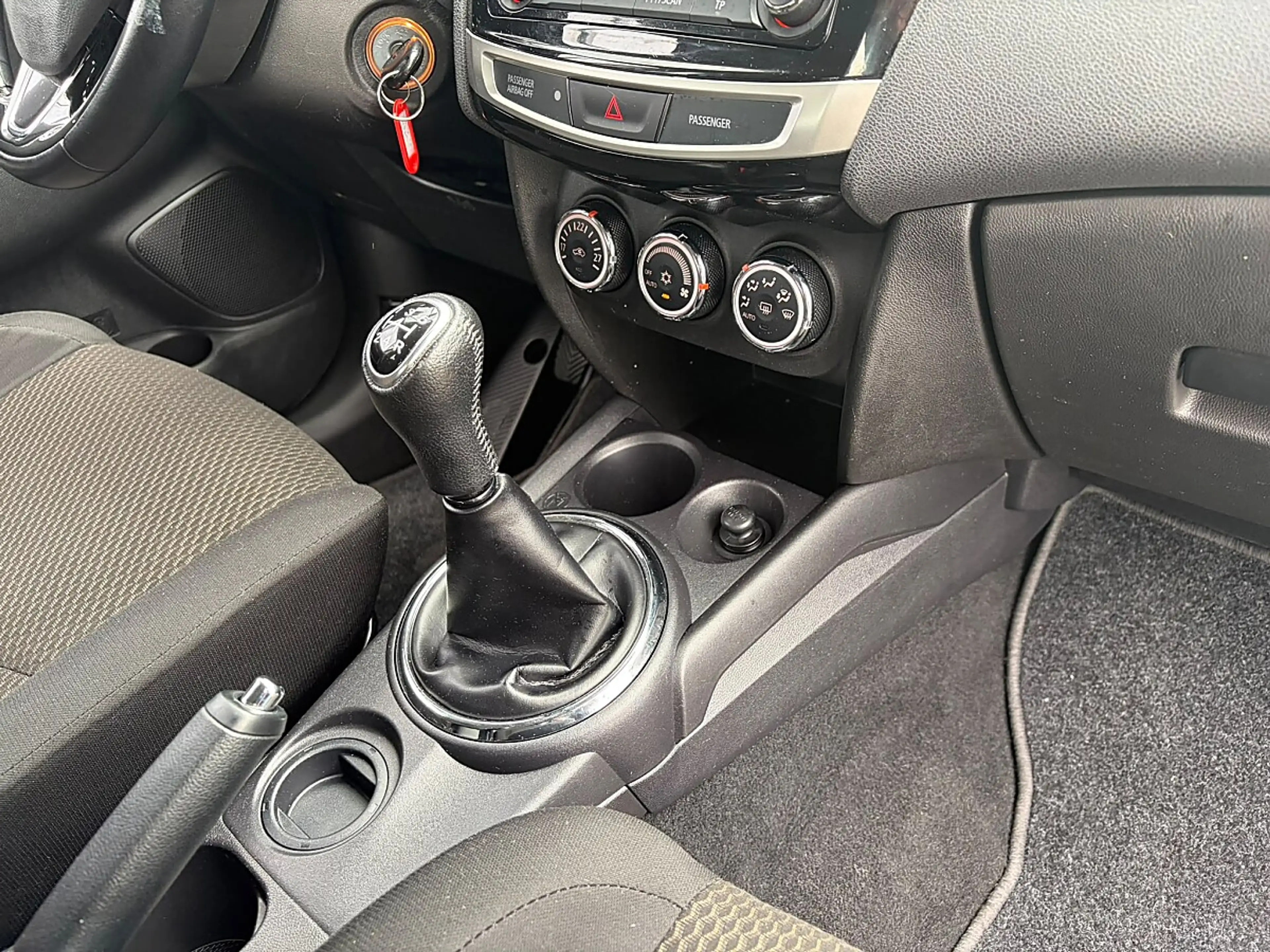Mitsubishi ASX 1,6 Invite — photo 10