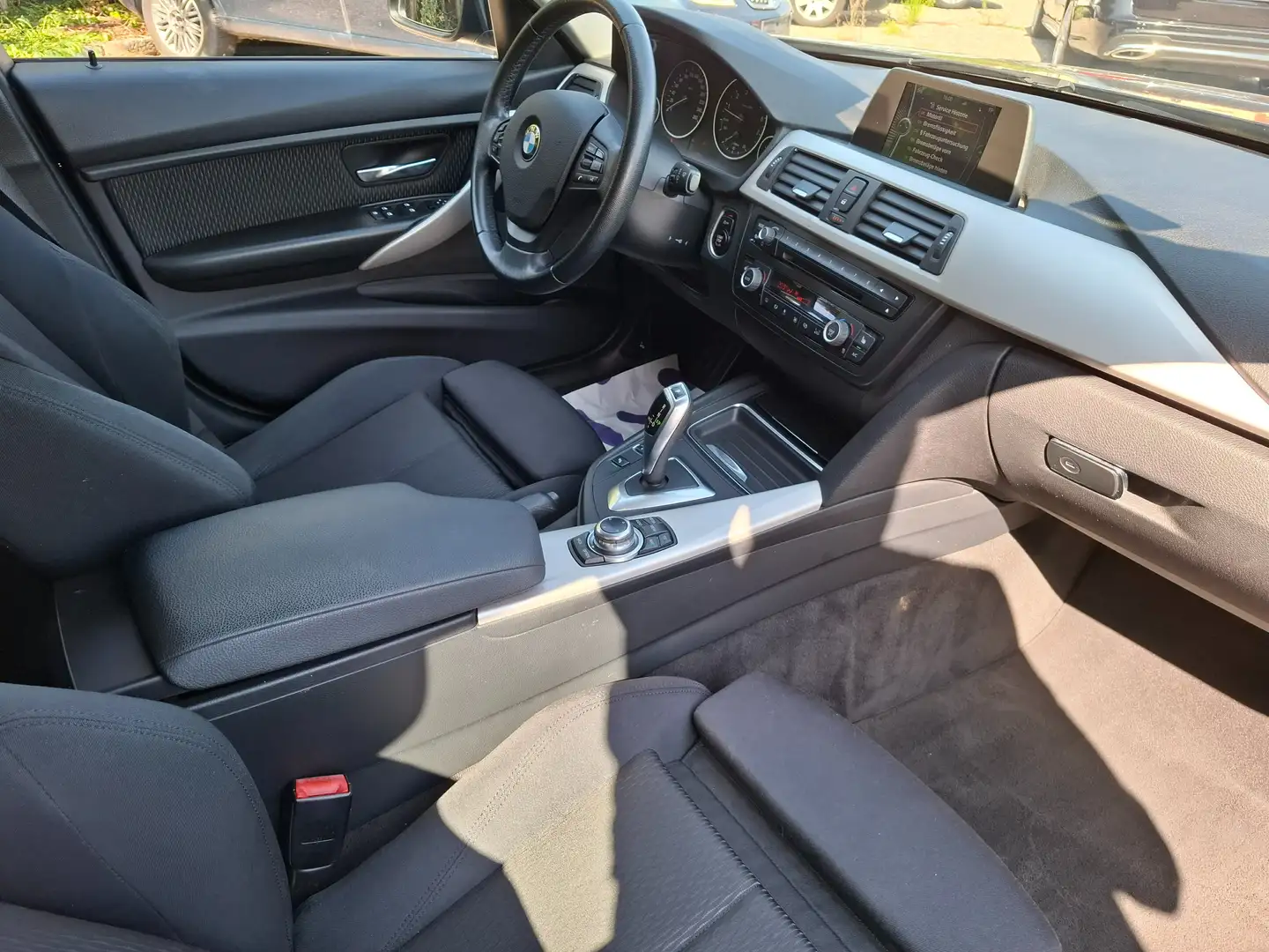 BMW 316 i Touring Advantage Österreich Paket Aut. Blau - 1