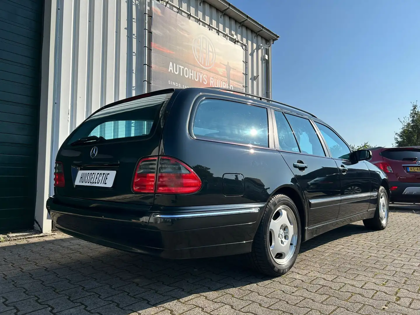 Mercedes-Benz E 320 Combi 4-Matic 2100KG €9950 EX!! Avantgarde Select Black - 2