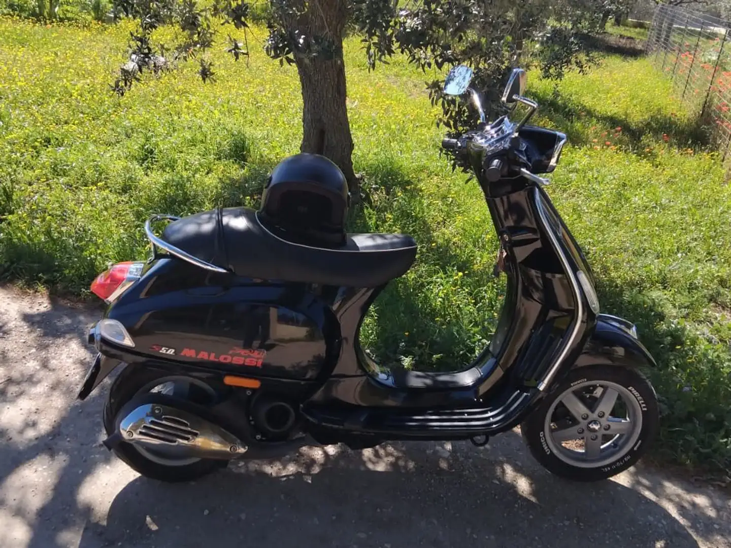 Vespa 50 Sport Чорний - 2