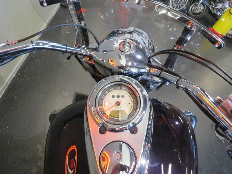 Kawasaki Vulcan 2000 - foto 5