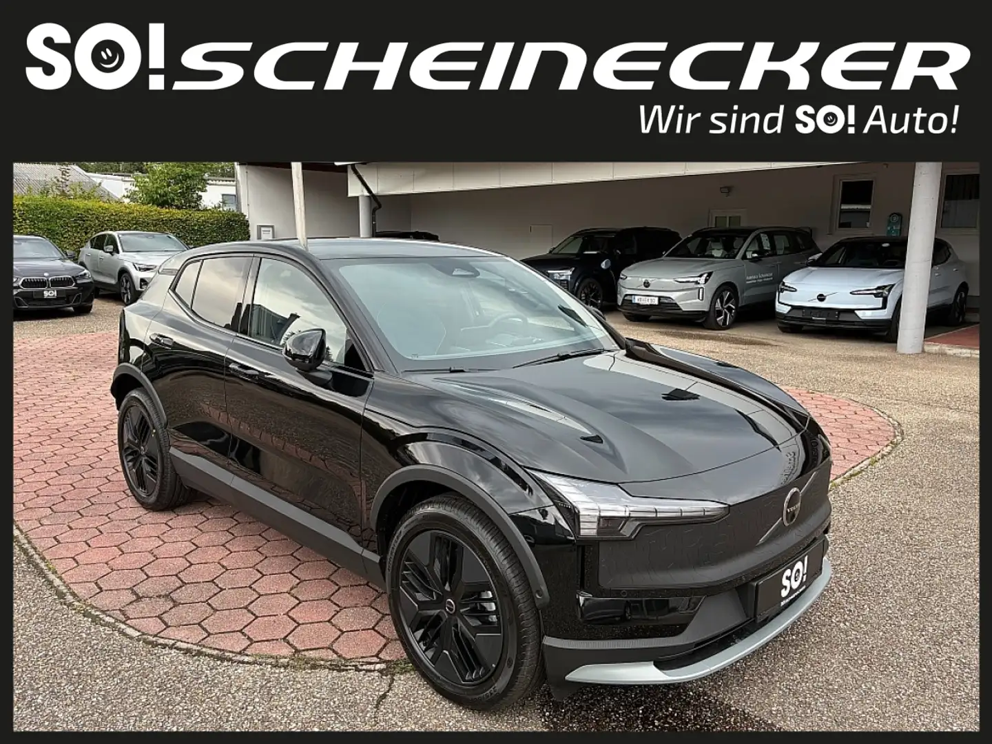 Volvo EX30 Twin Motor Performance AWD 69kWh Ultra Cross Co... Schwarz - 1