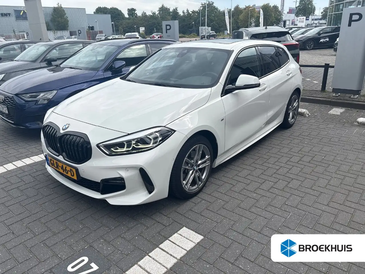 BMW 118