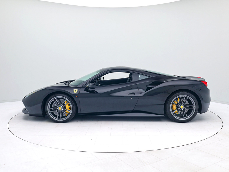 Ferrari 488 GTB - Ferrari Hamburg — photo 12