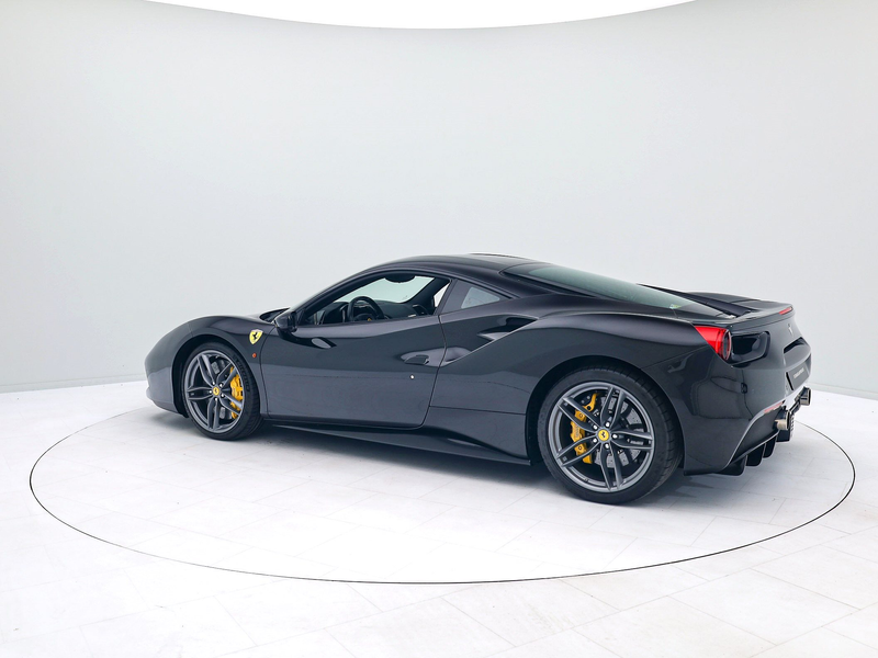 Ferrari 488 GTB - Ferrari Hamburg — photo 11
