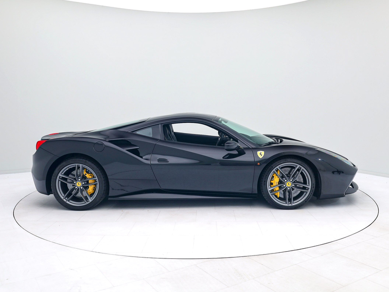 Ferrari 488 GTB - Ferrari Hamburg — photo 6