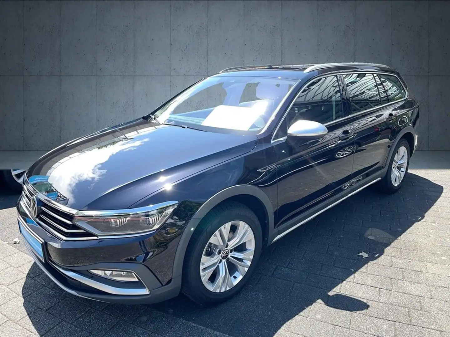 Volkswagen Passat Alltrack 2.0 TDI DSG 4Motion Navi AHK Pan Negro - 2