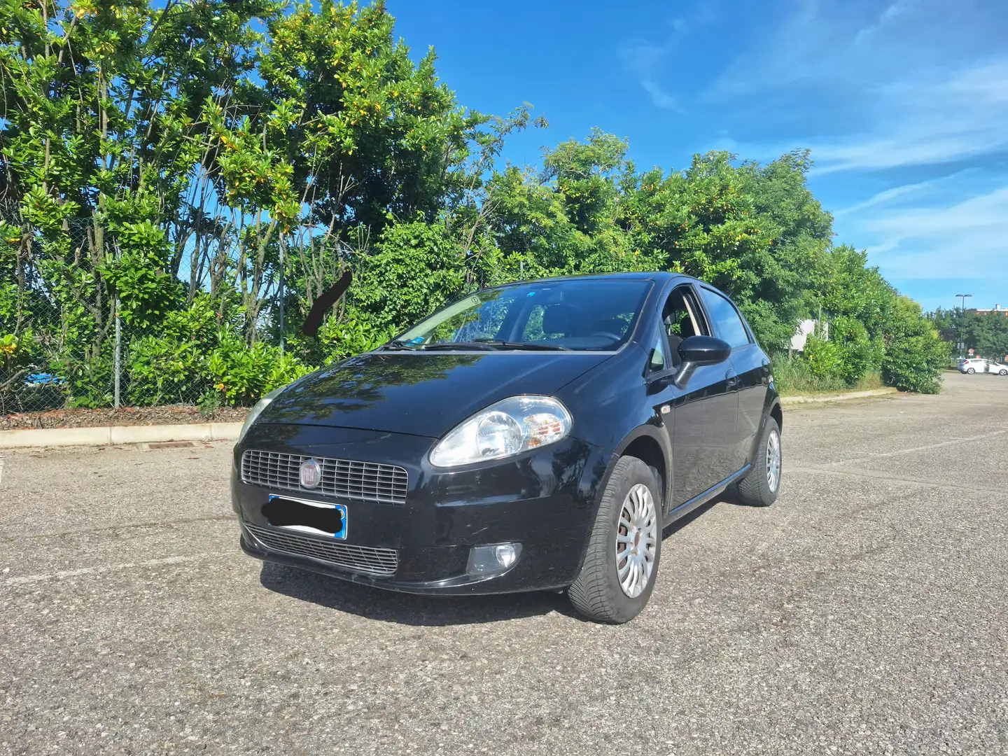 Fiat Grande Punto Grande Punto III 2005 5p 1.4 natural power Active Чёрный - 1