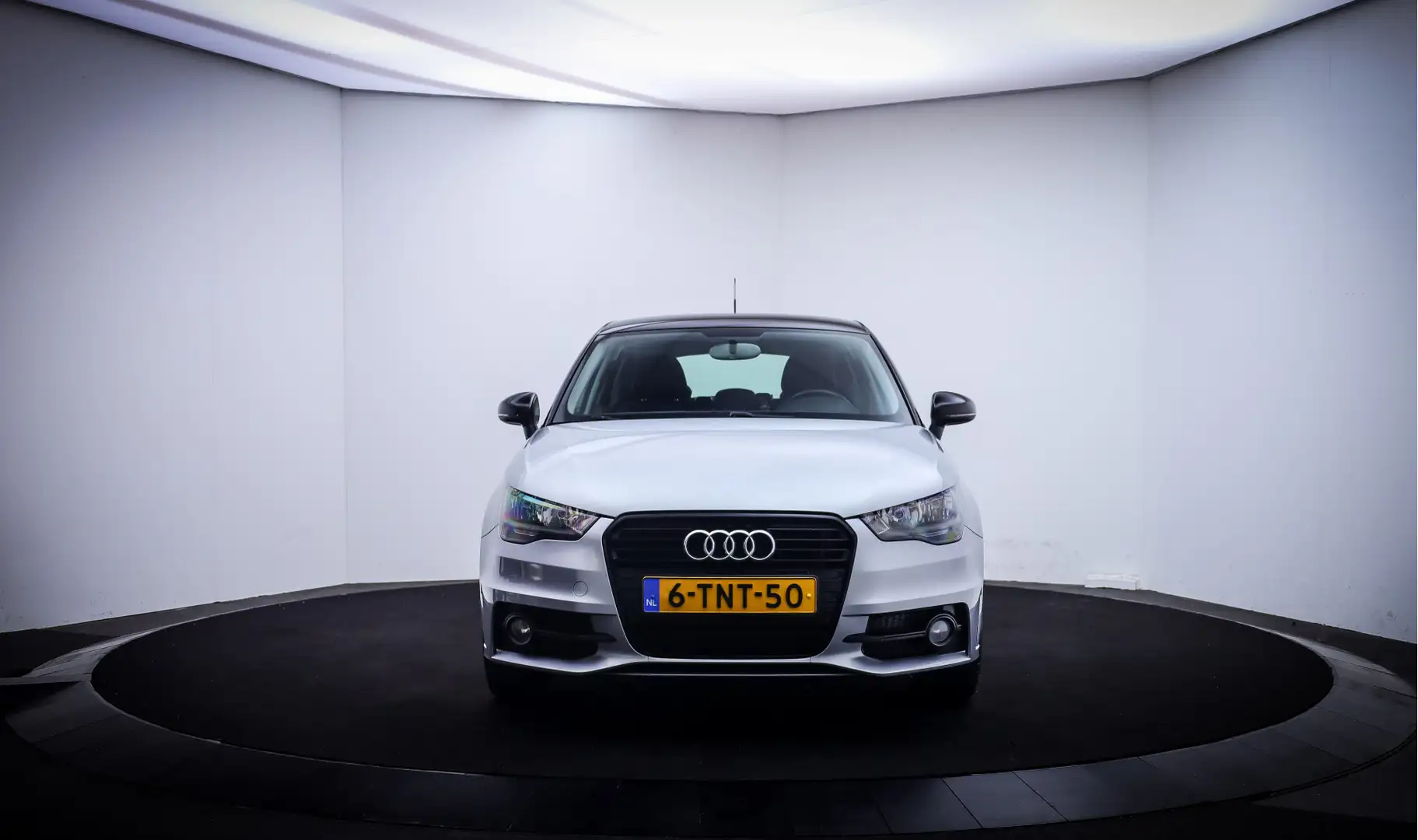 Audi A1 Sportback 1.2TFSI S-Line NAVI | AIRCO | CRUISE | B Grijs - 2