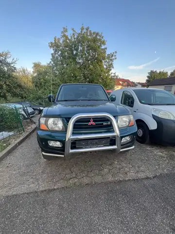 Mitsubishi Pajero 3.2 DI-D Avance (3-trg.)