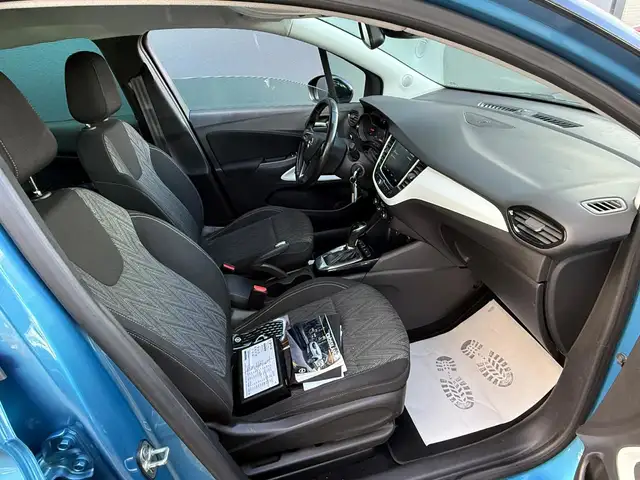 Opel Crossland X view 18