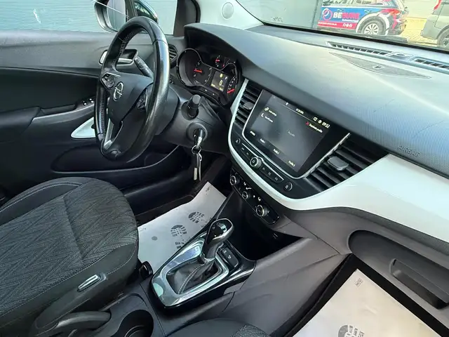 Opel Crossland X view 17